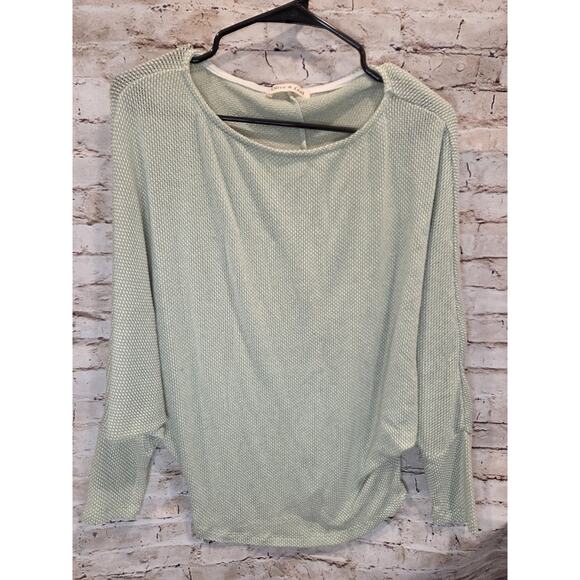 Olive & Lef Green Sweater Bat Sleeves Size Small Long Sleeve - Picture 2 of 4